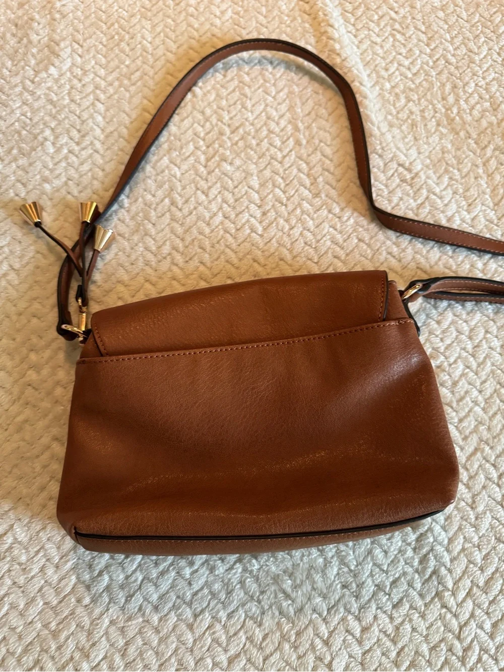 Brown LC Lauren Conrad Blair crossbody bag rose gold-tone and adjustable strap